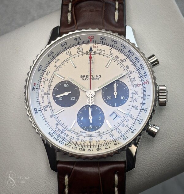 Breitling Navitimer 43mm B01 AB0121 Complete With Boxes, Papers, & 1yr Warranty! - Image 2