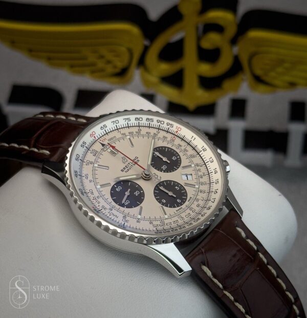 Breitling Navitimer 43mm B01 AB0121 Complete With Boxes, Papers, & 1yr Warranty! - Image 9