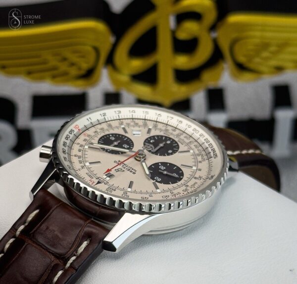 Breitling Navitimer 43mm B01 AB0121 Complete With Boxes, Papers, & 1yr Warranty! - Image 10