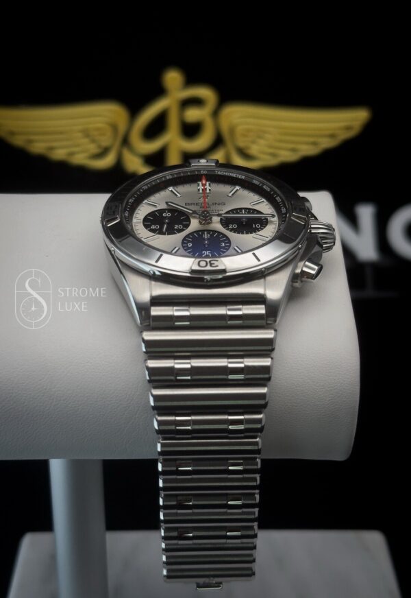 Breitling Chronomat b01 42 ab0134 Silver Dial Steel Full Set w/ Active Warranty - Image 7