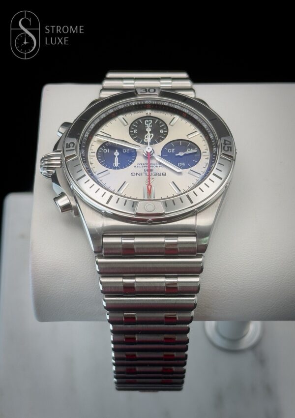 Breitling Chronomat b01 42 ab0134 Silver Dial Steel Full Set w/ Active Warranty - Image 9