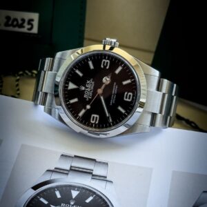 Rolex Explorer 40mm 224270 Oyster Complete Set 2025 Excellent Condition