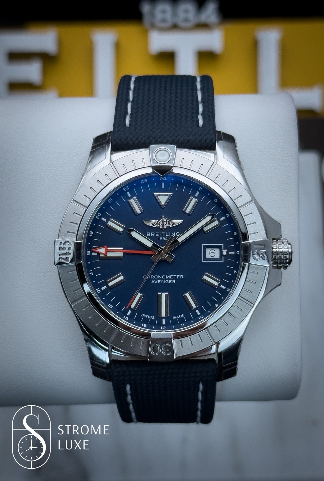 Breitling Avenger 45 GMT Blue Dial Box & Papers Warranty A32395/A32395101C1X2 - Image 3