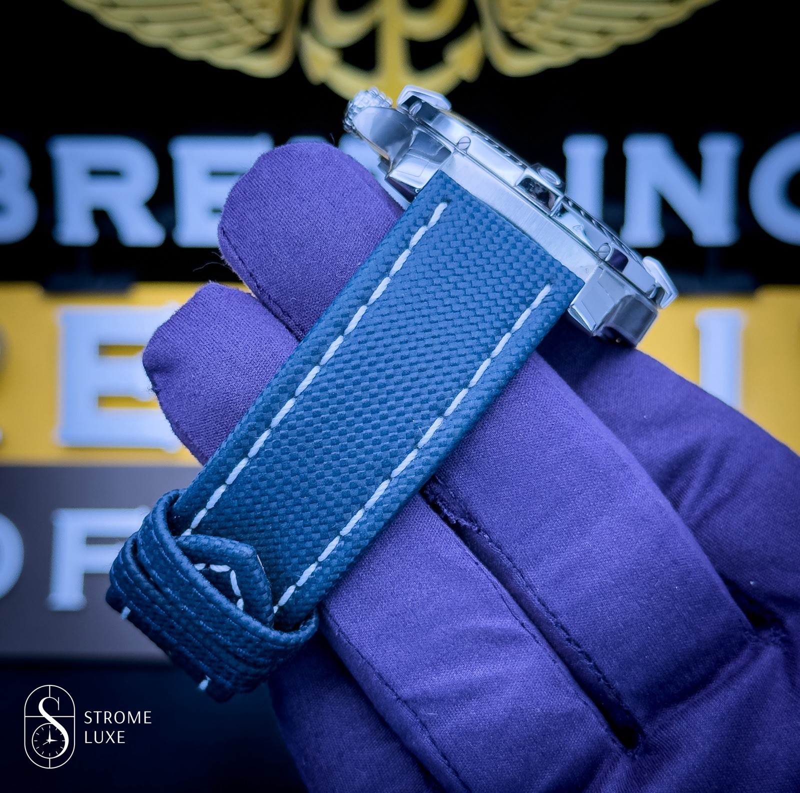 Breitling Avenger 45 GMT Blue Dial Box & Papers Warranty A32395/A32395101C1X2 - Image 13